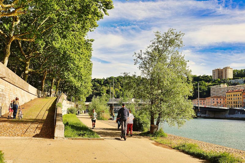 Lyon-Rives-de-Saone-16-1